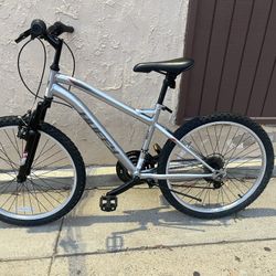 Huffy Mountain Bike 