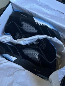 Air Jordan 5 Retro ‘Black Carolina’ / UNC