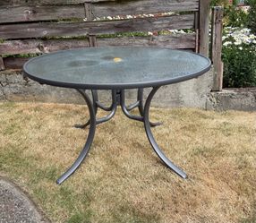 Patio Table (Round) - 48”