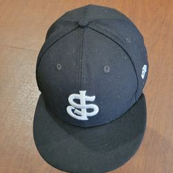 New Era 59Fifty Minor League Baseball San Jose Giants Hat Snapback 
Fitted 7 5/8.  New, with tags. 100% wool.