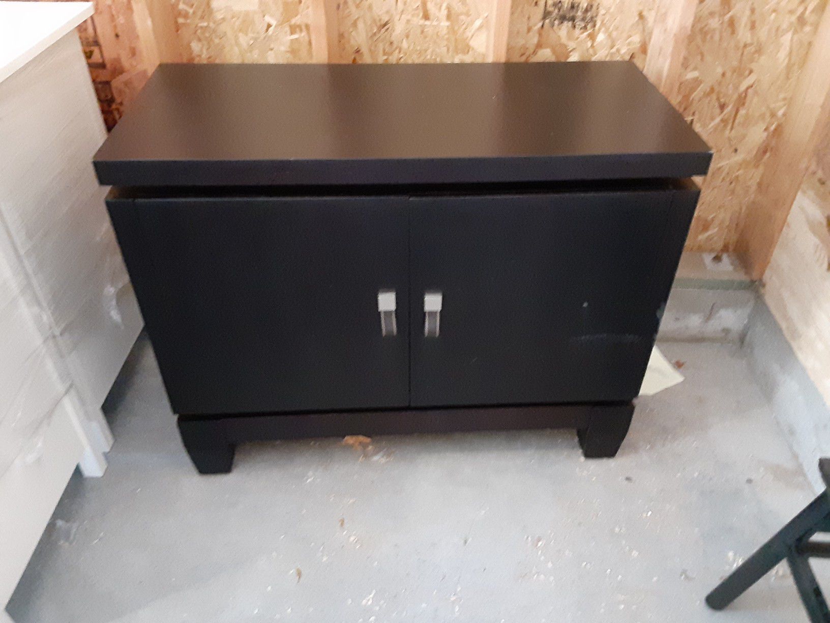 Great cabinet for side table tv console or liquor cabinet