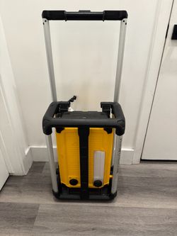DeWalt Portable Jobsite Radio with Trolley Handle