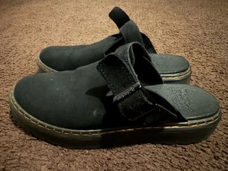 Dr. Martens Black Carlson Clogs / Women’s Size 8