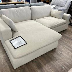 ELYZA 2 PIECE  SECTIONAL WITH CHAISE