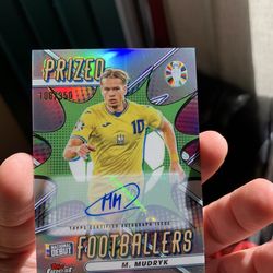 Topps priced footballers Ukraine Mykhailo Mudryk auto National debut /350
