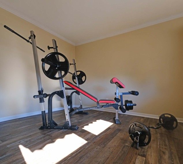 (Near CAE Airport, Lexington, SC) Strength and Conditioning Fitness Equipment