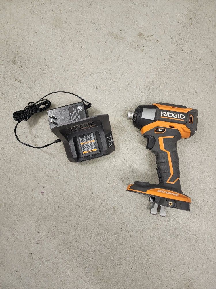 18V Brushless Cordless 3-Speed 1/4 in. Impact Driver
Comes with charger