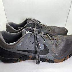 Nike Metcon 2 Flywire Shoes Mens 17 Grey Camo CrossFit Athletic Workout Sneakers