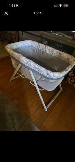 Ingenuity Foldaway Rocking Bassinet is