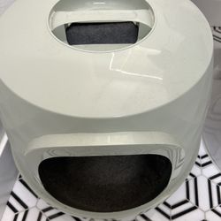 Cat Litter Box With Cat Sleeping Bag