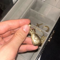 10k Gold Money Bag Pendant 