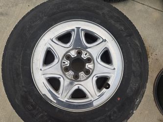 17in  6 lug  GM  Wheels   & Tires