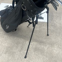 Titleist Linkmaster Golf Bag (Clubs Not Included)