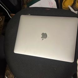 MacBook Air 13