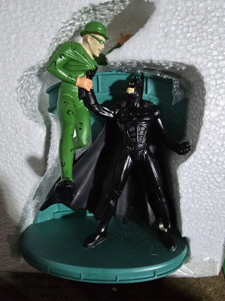 1995 Batman Forever Batman Riddler Collectible Figure