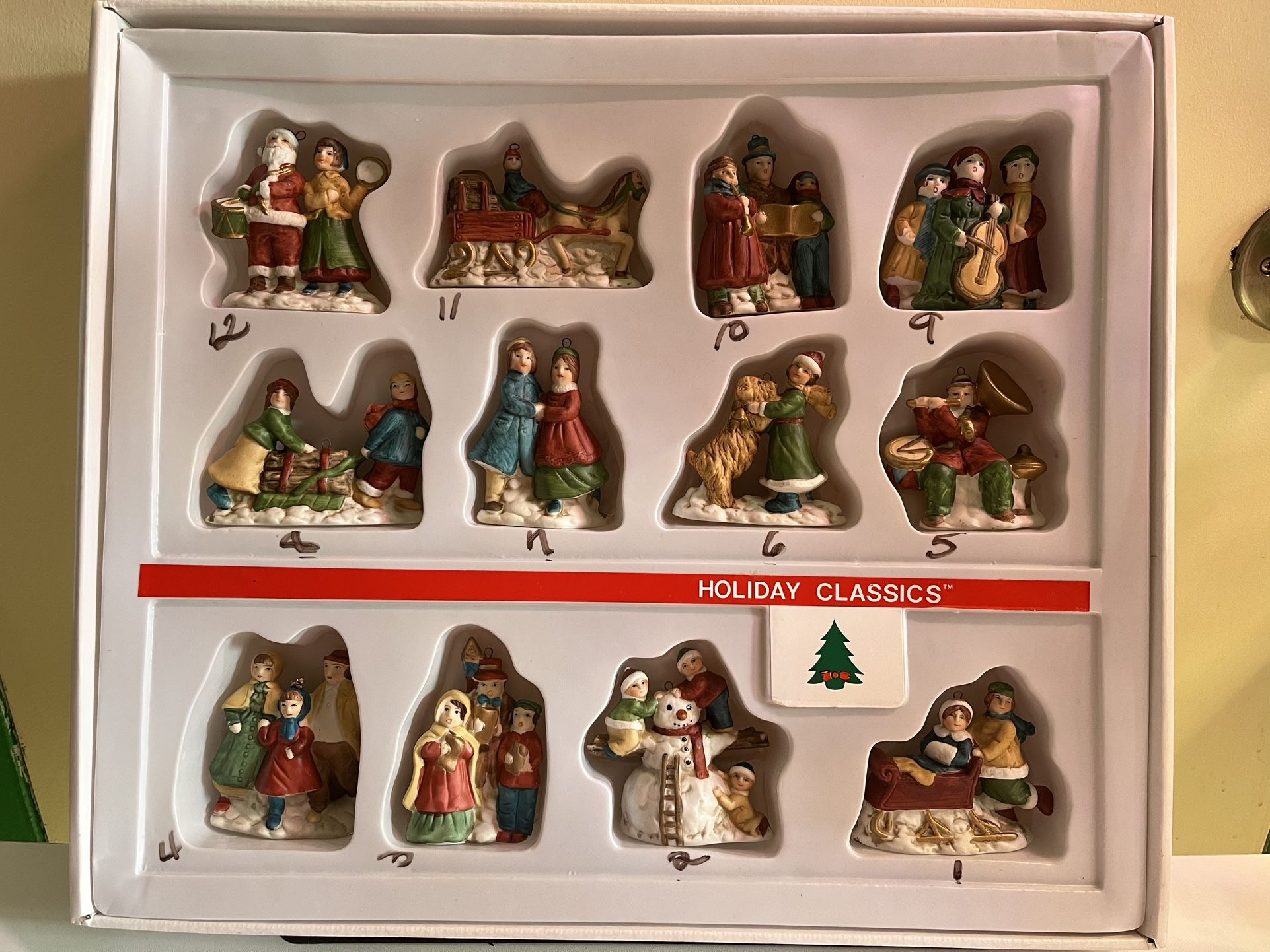 Vintage Dynasty Classics 1988 12 Piece Porcelain Christmas Ornament Set Decoration Vintage
