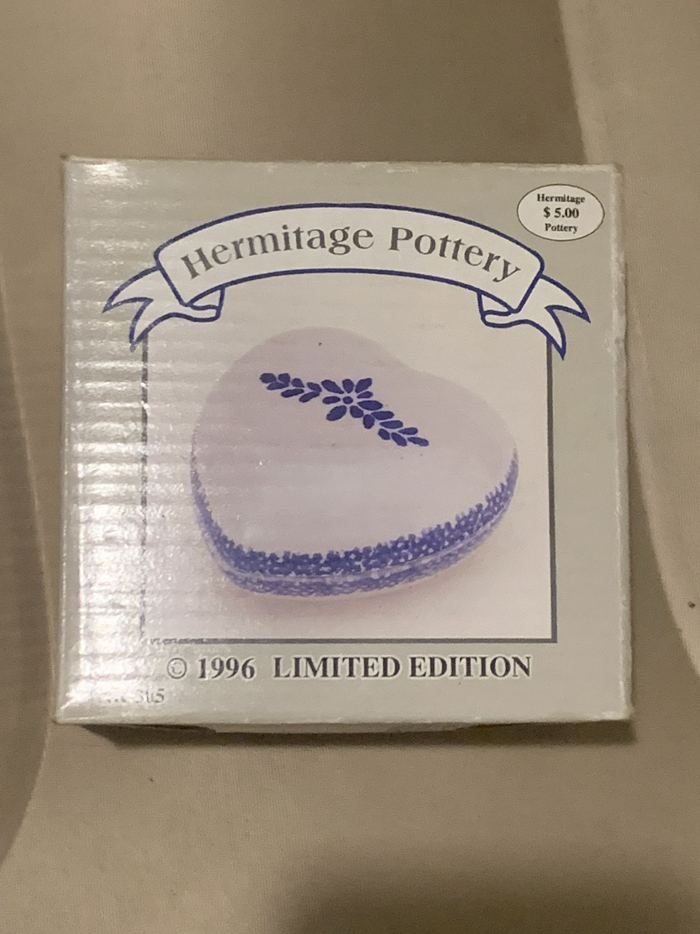 Hermitage Pottery Limited Edition Heart Box New