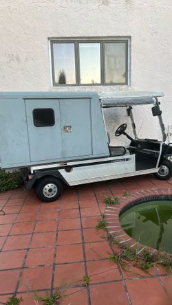 Golf cart