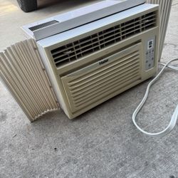 Haier Window Air Condition 6000 Btu 