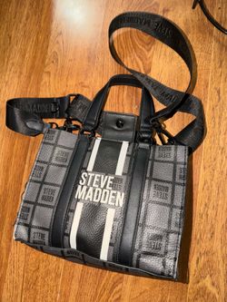 Steve Madden checkered tote bag