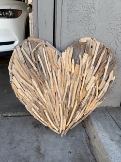 Heart hanging wall piece