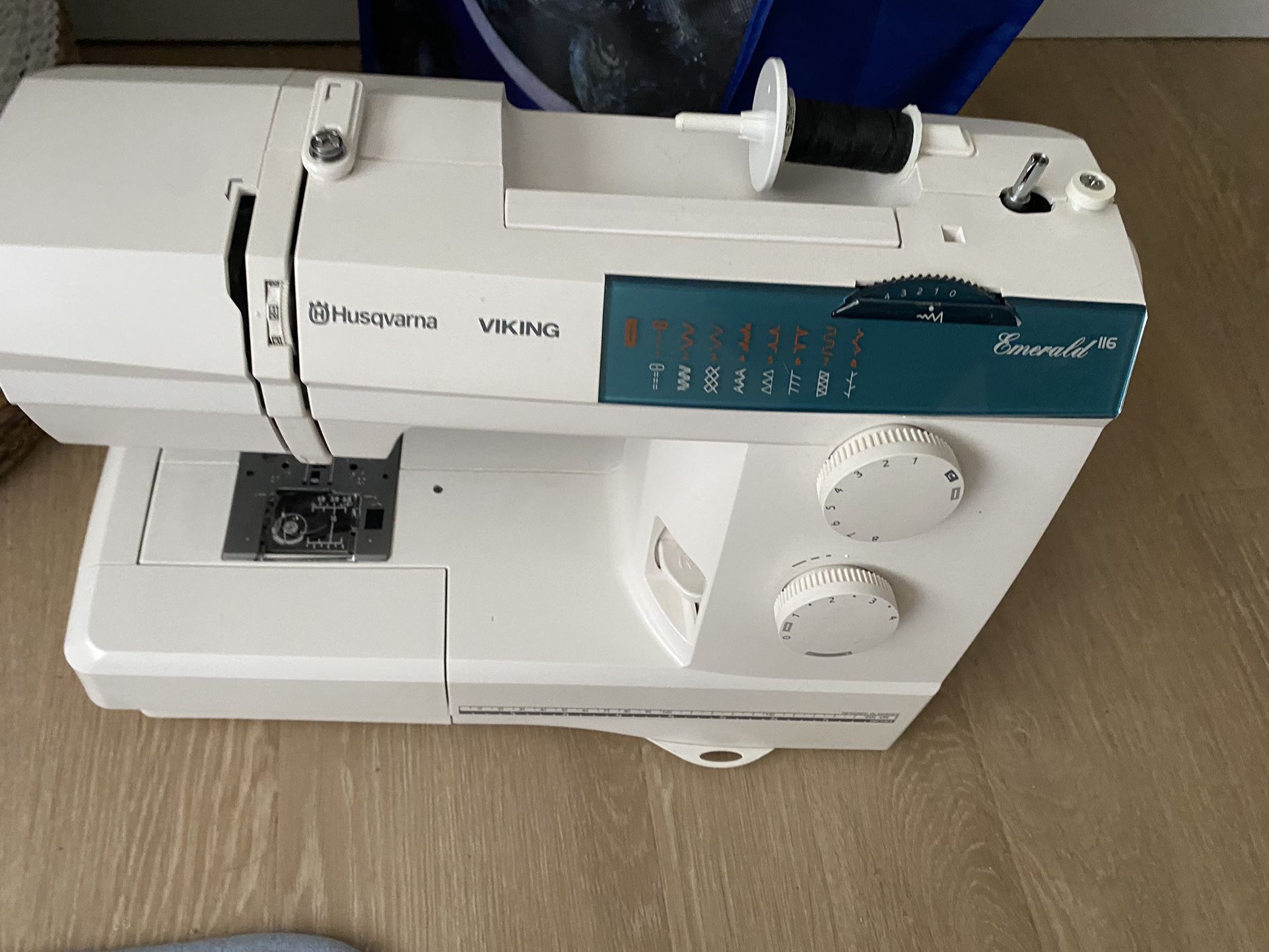 Excellent Condition Huskavarna Sewing Machine