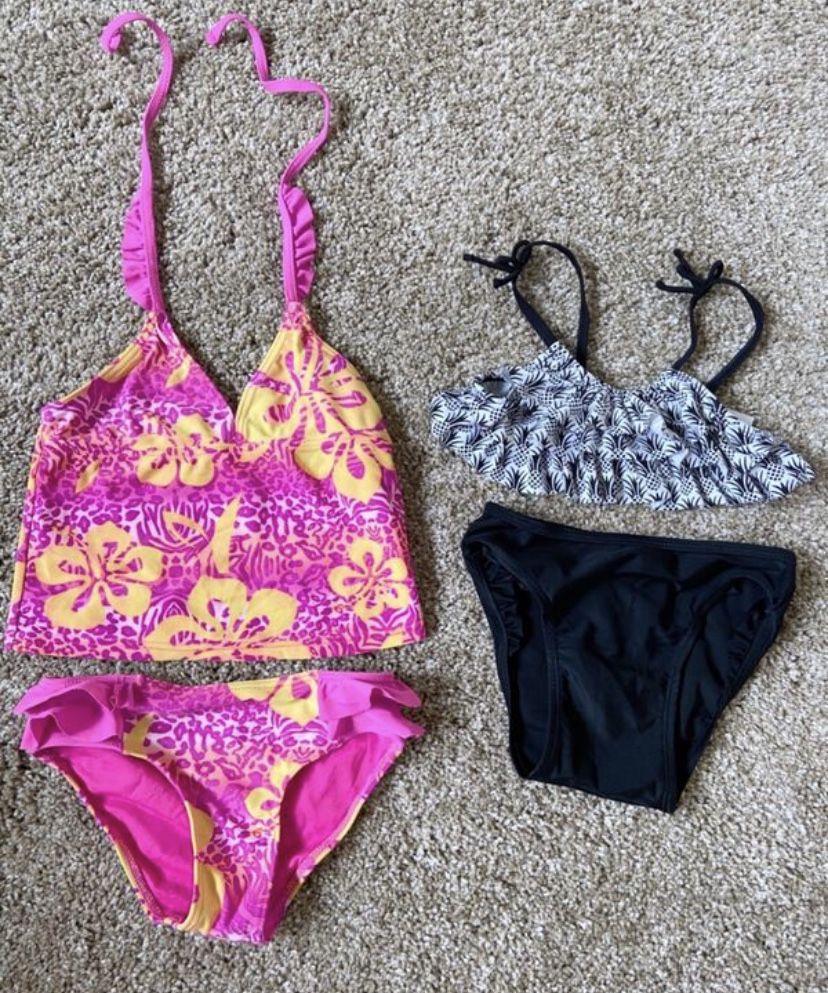 Girls 5T swim lot