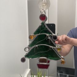 Stained glass Christmas tree with suction cup