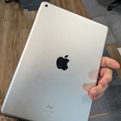 iPad 7 32GB WiFi 