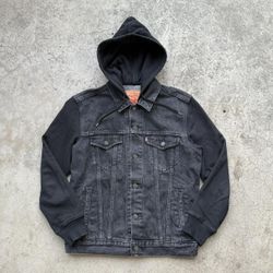 Levi’s Hybrid Vintage Fit Hooded Trucker Denim Jacket UNISEX 