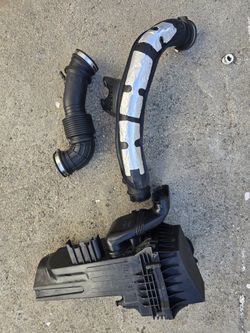 2008- 2016 Ford Fiesta ST OEM Intake System