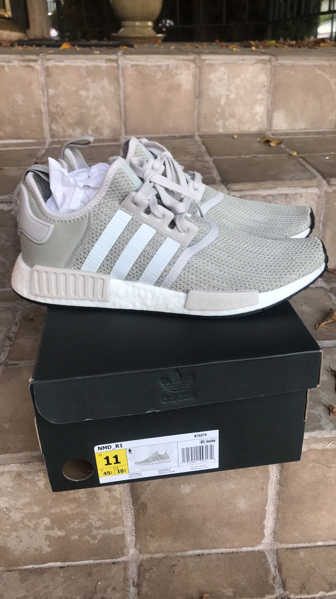 adidas NMD R1 Sesame Grey/Chalk NEW! for Sale in Los Angeles, - OfferUp