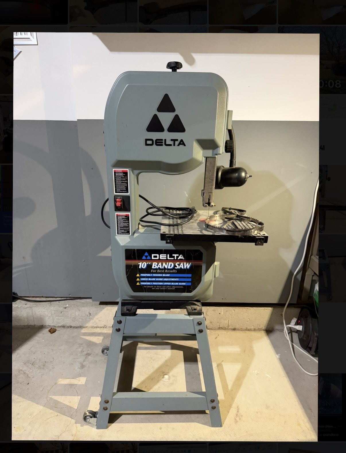 Delta 10” Bandsaw