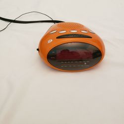 Alarm Clock and AM/FM Radio