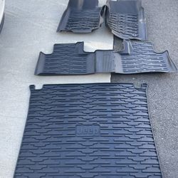 Jeep Cherokee OEM Mats