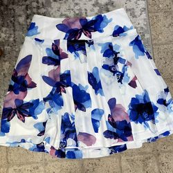 Banana Republic Kneelength Floral Skirt. Size 10.