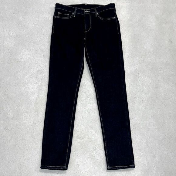 Women's Levi's Skinny Jeans New with out tags. Size W29 L30 