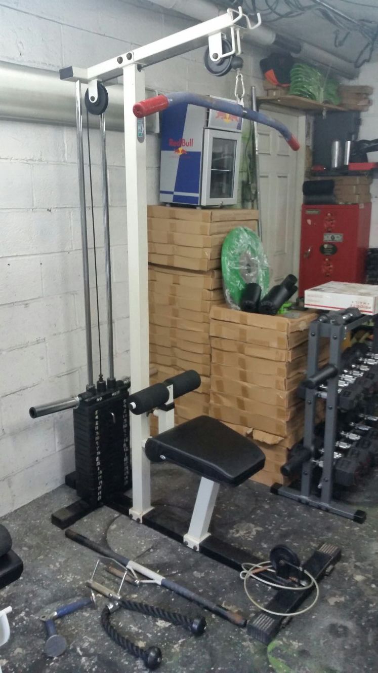 YUKON LAT PULLDOWN CABLE MACHINE 200LB WEIGHTS STACK