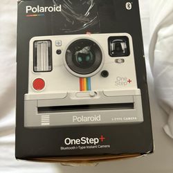 Refurbished Polaroid OneStep+ Bluetooth i-Type Instant Camera