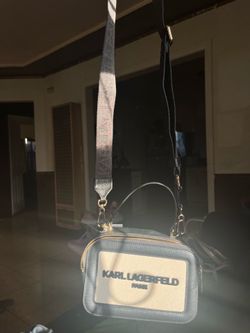KARL LAGERFELD PARIS Simone Small Crossbody Handbag new with tags