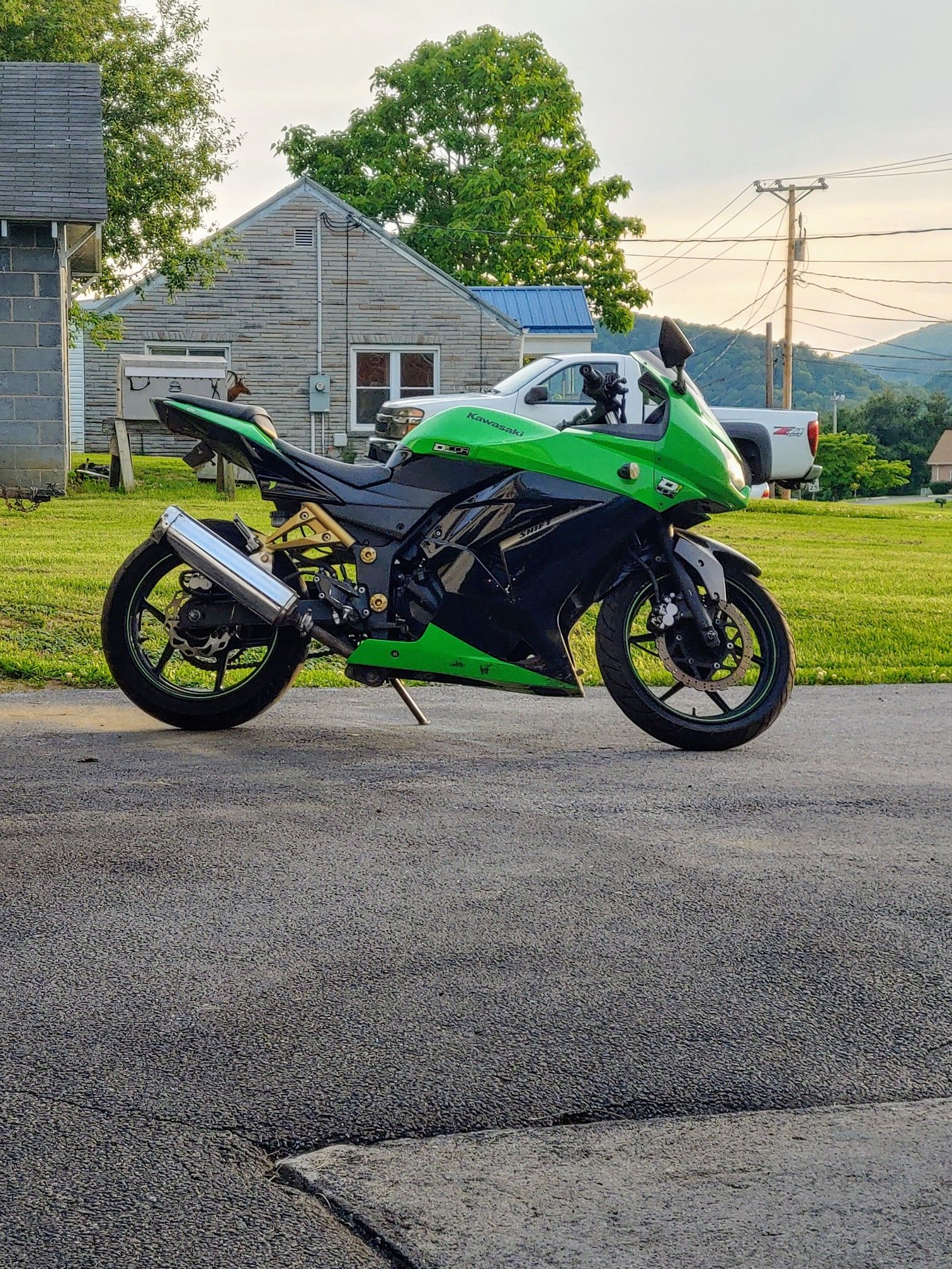09 Ninja 250r For Sale ZeCycles