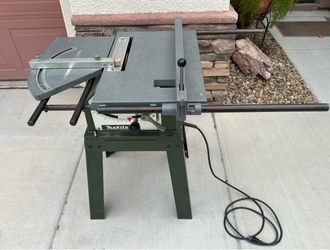 Makita 2711 Table Saw with Stand