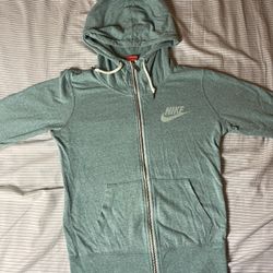 Nike sweatshirt