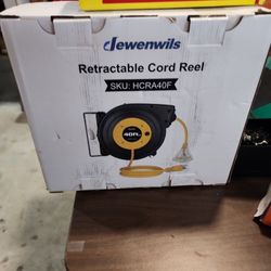 DEWENWILS 40FT Retractable Extension Cord Ree