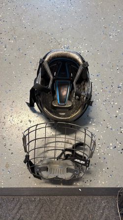 Bauer 7500 Hockey Helmet Combo with Cage – Small | Excellent Condition