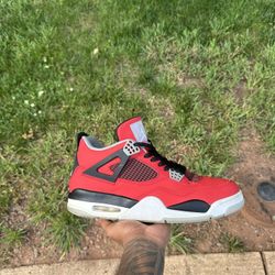 Jordan 4 Toro Sz 13