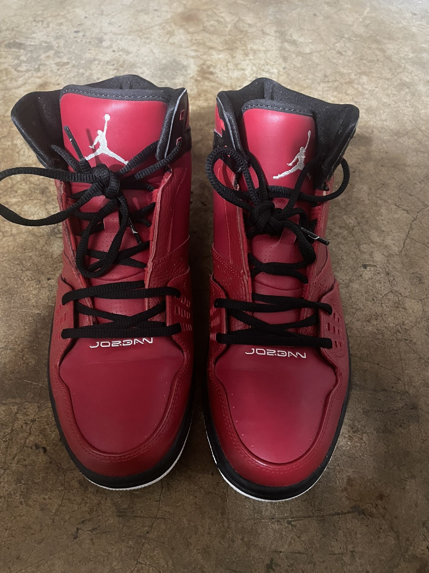 Team Jordan Shoes 9.5 Men