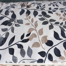 Orian Ivory/Beige/Black Indoor/Outdoor Area Rug - 7ft 5in x 12ft - BRAND NEW