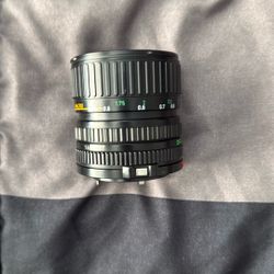 Canon FD 35-70mm f/3.5-4.5 zoom lens