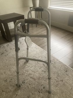 Folding Walker 